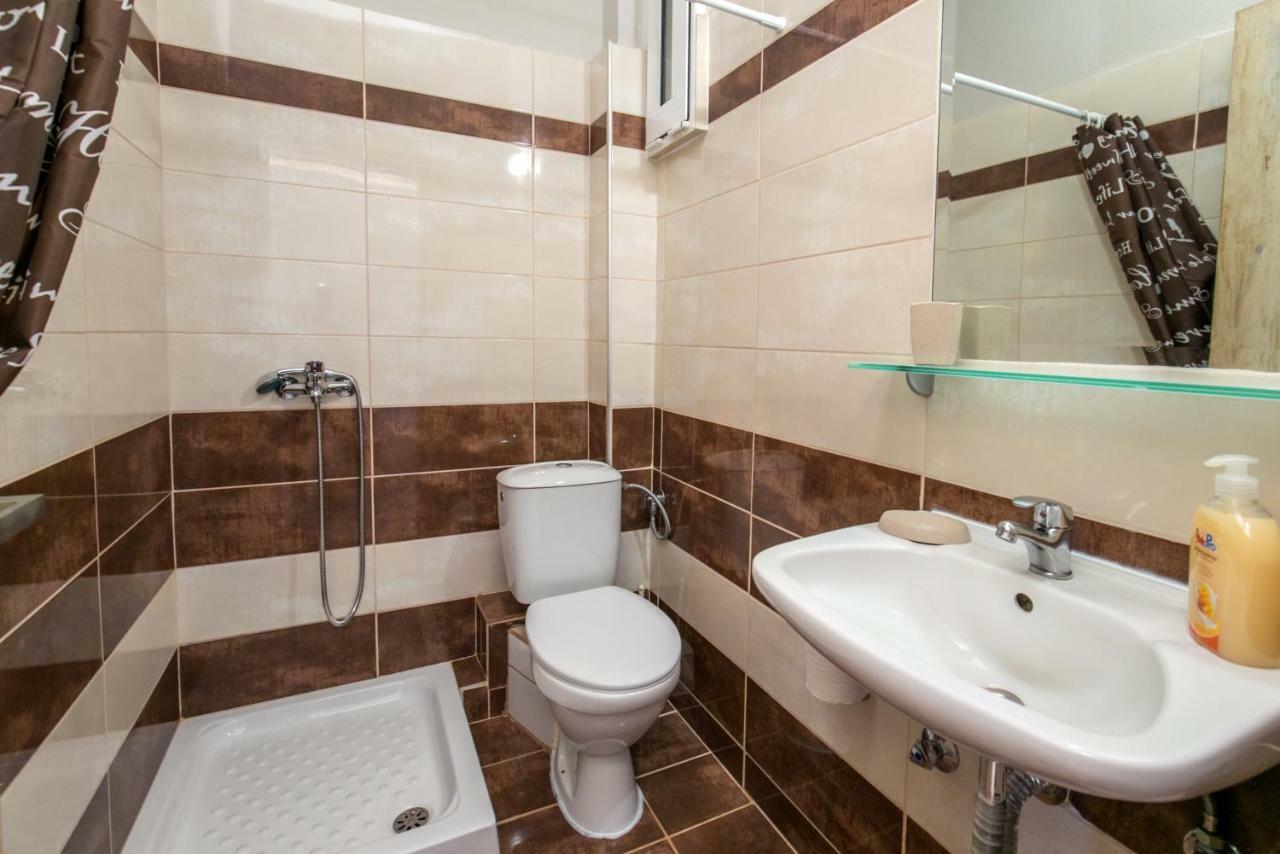 Studios Evis Potos Zewnętrze zdjęcie